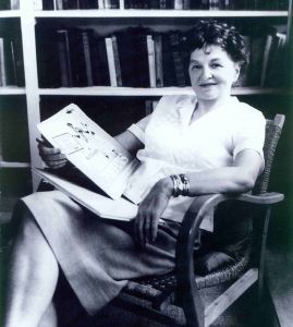 «Книжный календарь non/fictio№». 9 августа 1899 года в австралийском городке Мэрибор родилась Хелен Линдон Гофф.